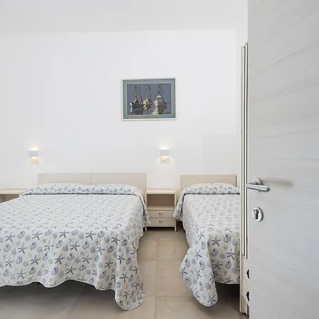 Hotel Flora 3*