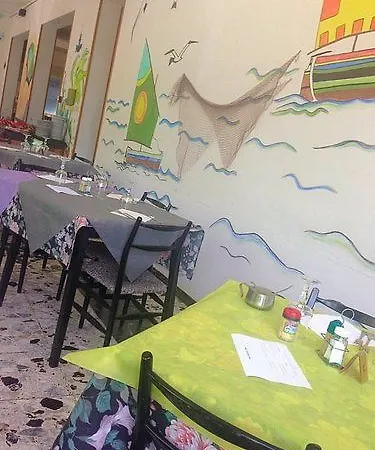 Hotel Flora Отель 3*