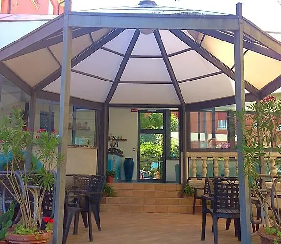 Flora Otel Cesenatico
