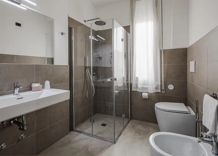 酒店 Flora 切塞纳蒂科