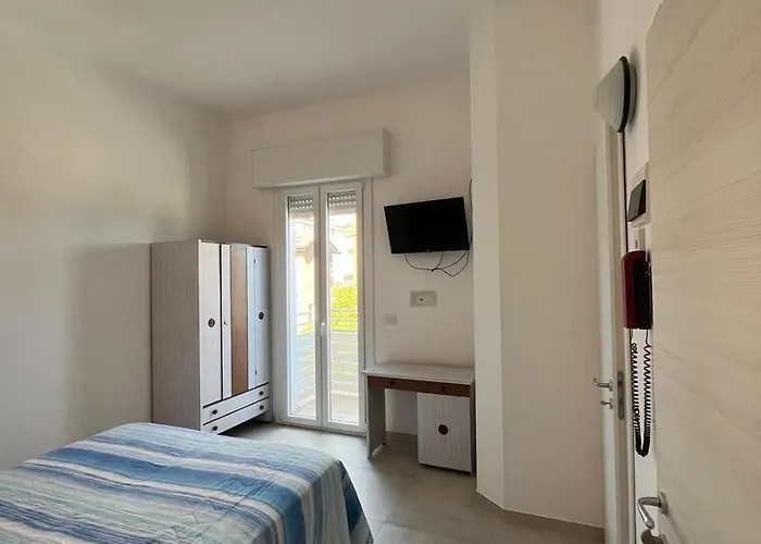 Flora 3* 切塞纳蒂科