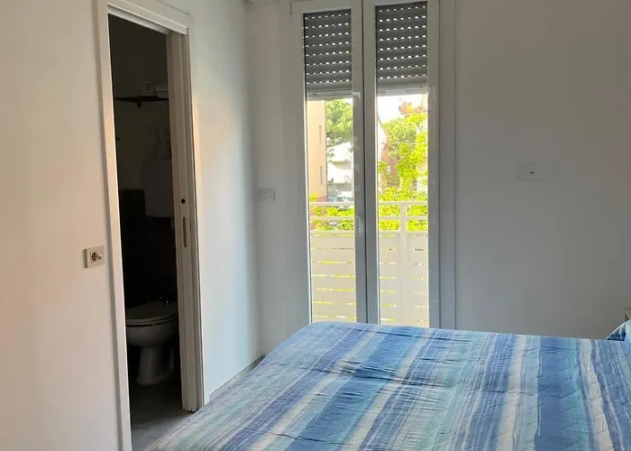Flora Otel 3*