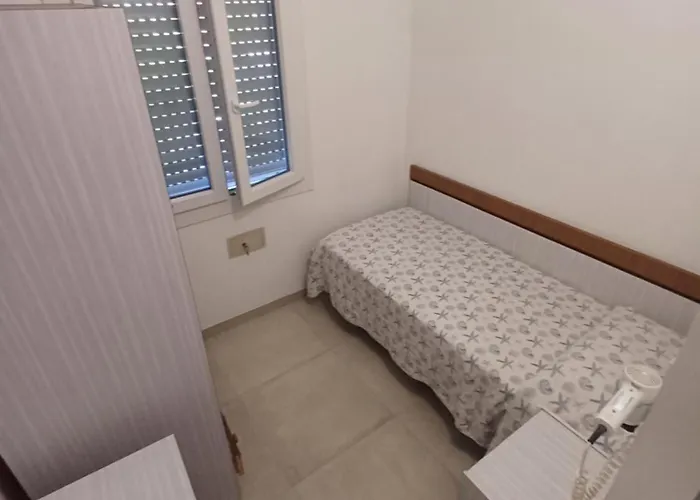 Hotel Flora 3*