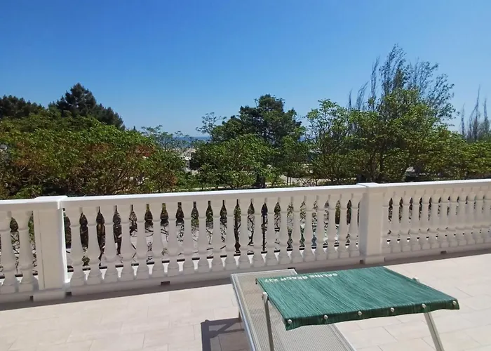 فندق Flora تْشيزيناتيكو