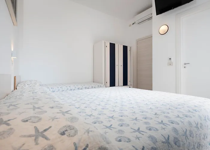 Flora מלון צ'סנטיקו