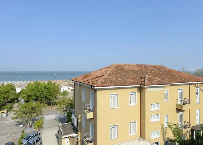 Otel Flora